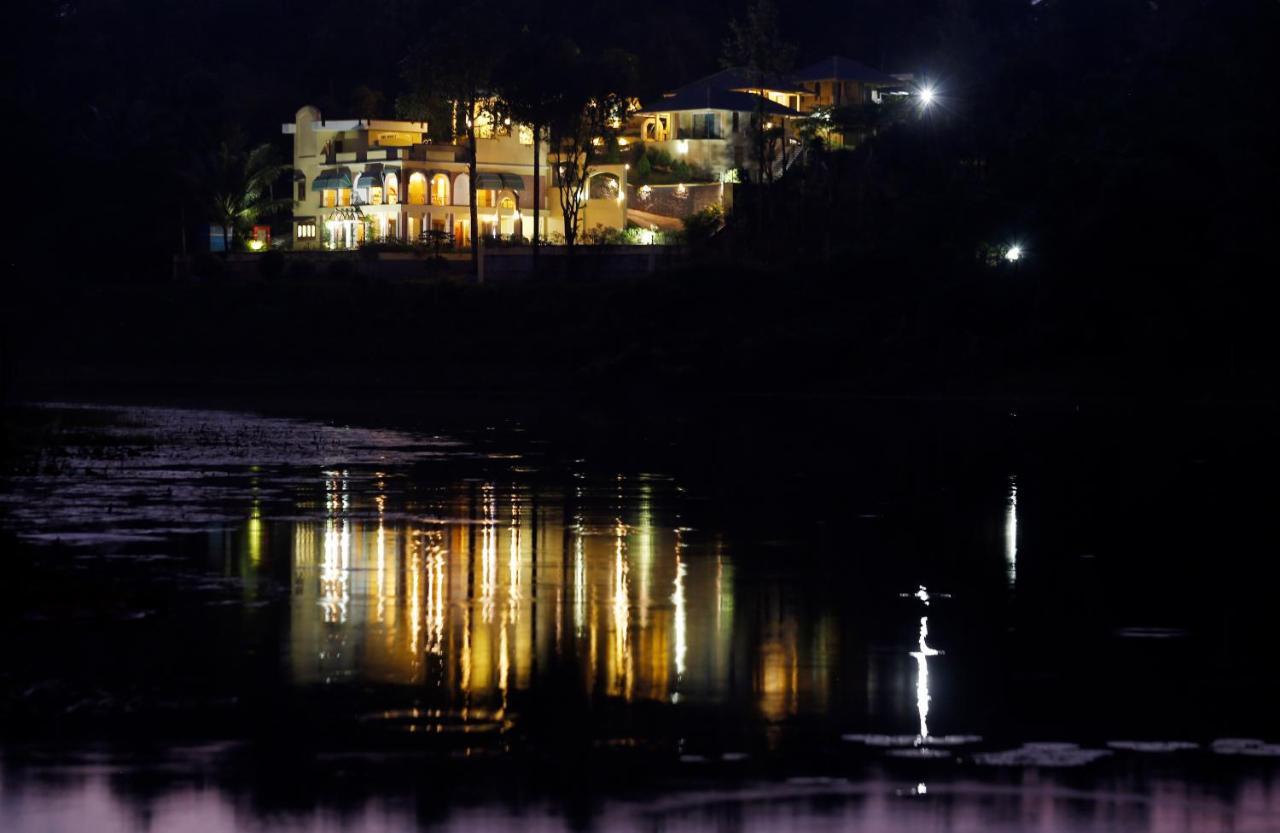 Vista Del Lago Hotel Ambalavayal Exterior foto